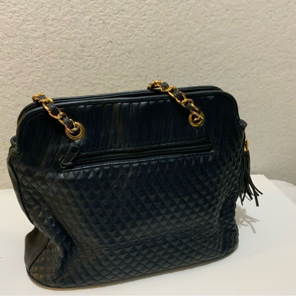 Vintage Worthington navy blue vegan leather quilted chain strap bag - Picture 5 of 15
